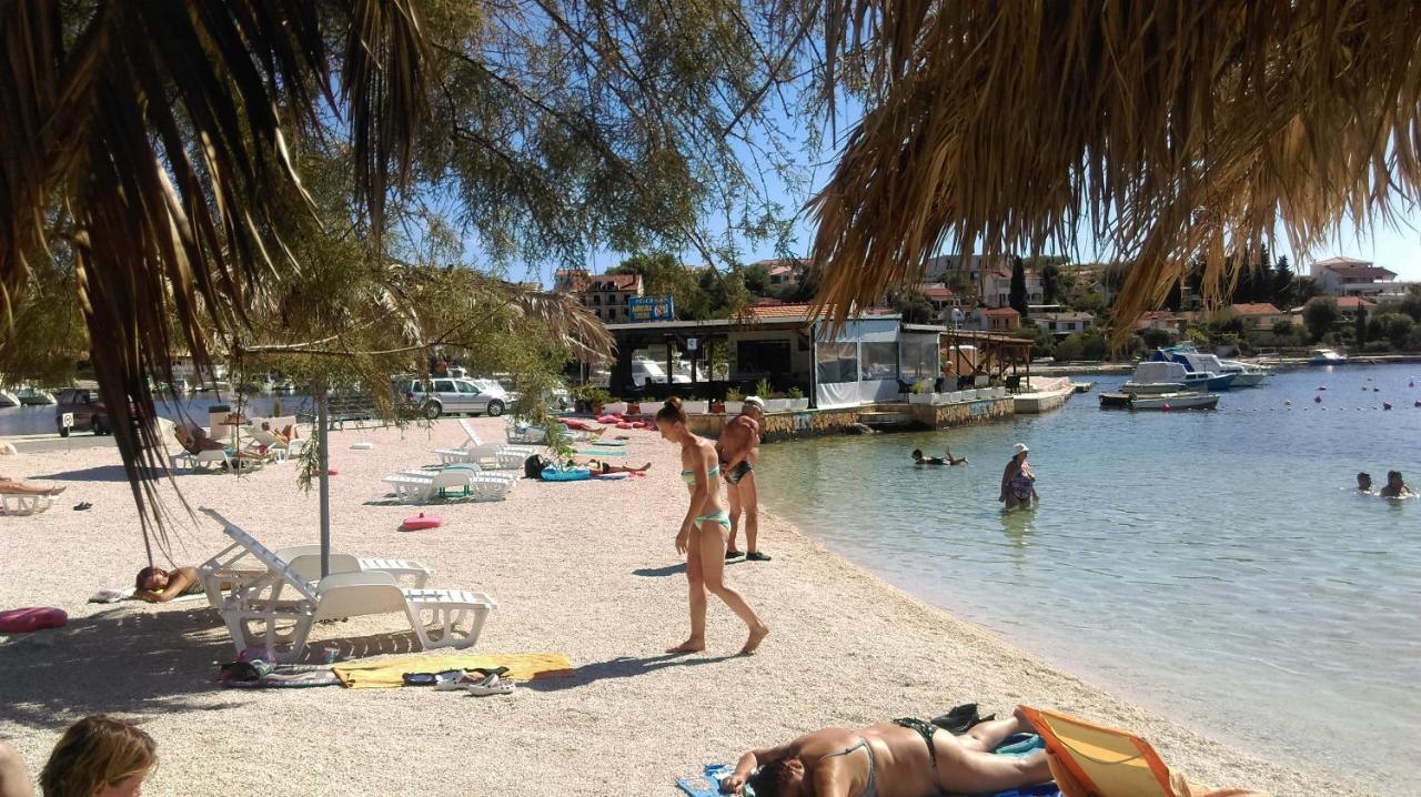 Apartmani Zulin Seget Vranjica Exterior foto